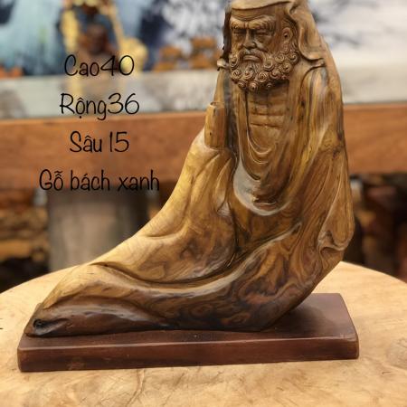 Đầu thế đạt ma bách xanh...